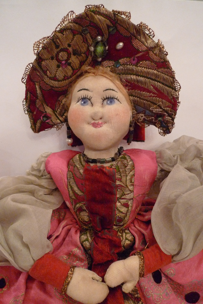 Кукла артели "Всекохудожник"